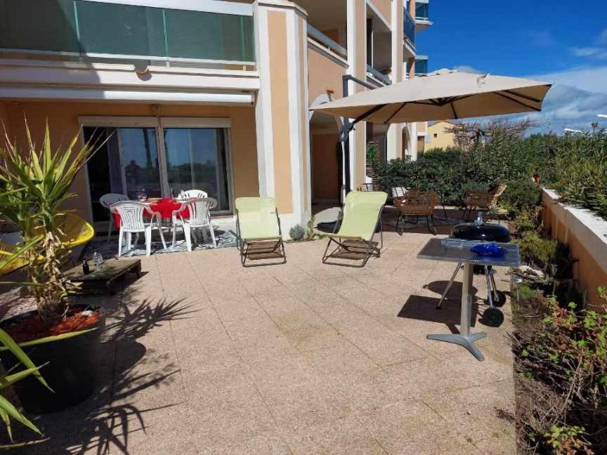 Cosy Appartement Les Pieds Dans Le Sable Le Barcarès Exteriör bild
